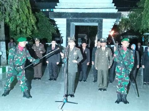 Pemkot Hadiri Penurunan Bendera Merah Putih Pj Wako Budi Utama