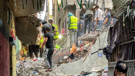 Ascienden A Trece Los Muertos En El Derrumbe De Un Edificio En El Cairo