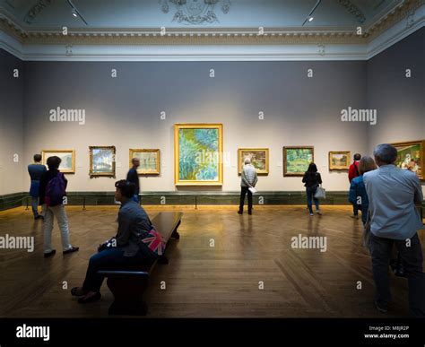 London, UK - 1 Sep 2017: Visitors of London's National Gallery are ...