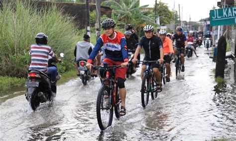 Banjir Kaligawe Belum Surut Ganjar Minta Bantuan Kementerian PUPR