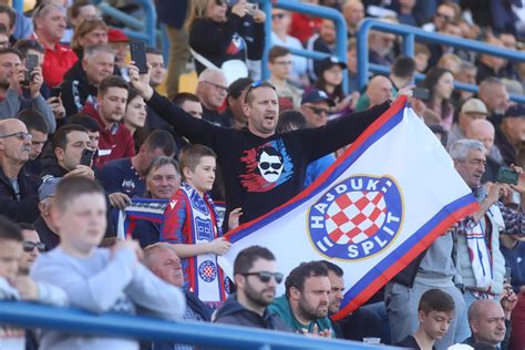 Slobodna Dalmacija Hajduk igra u domaćinskoj atmosferi cijela