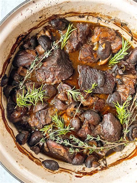 The Best Red Wine Braised Beef Recipe Tastes Lovely