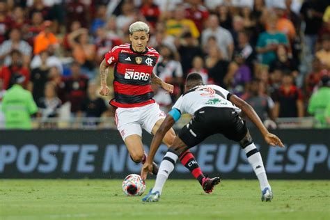 Flamengo Busca Virada E Bate Vasco No Primeiro Jogo Da Semi Do Carioca