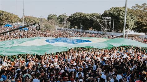 Mesmo Ausente Lula Vaiado Na Marcha Para Jesus Em S O Paulo