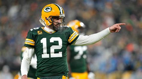 Aaron Rodgers denies jersey swap after loss to Lions, retirement ...