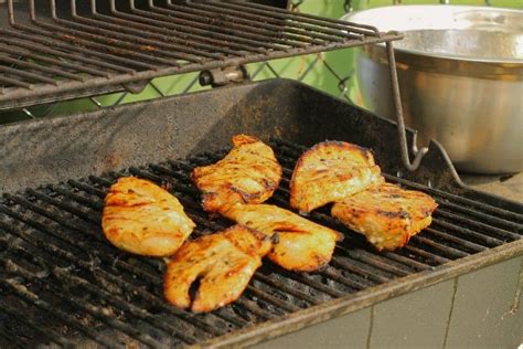 Easy Marinated Grilled Chicken Burgers Earth Food And Fire