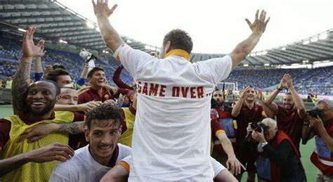 Roma Derby E Champions 2 1 Alla Lazio I Biancocelesti Si Giocano