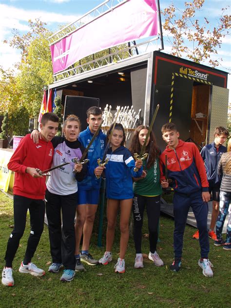 Los Atletas Del Club Atletismo Cuenca Logran Cinco Podios En La Marcha