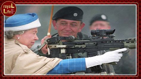 The Forgotten Photo Of The Queen Firing A Machine Gun That You Won T