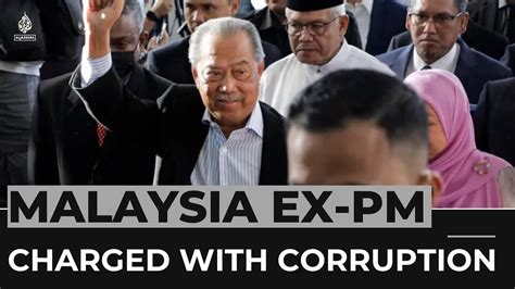 Malaysias Ex Pm Muhyiddin Yassin Charged With Corruption The Global