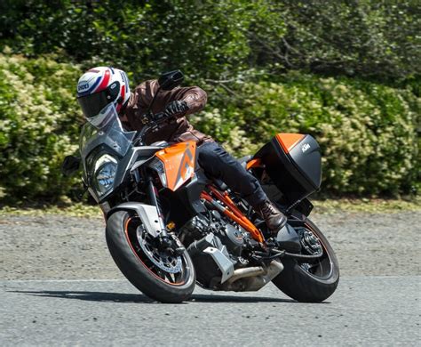 2017 Ktm 1290 Super Duke Gt Road Test Road King Cycle News