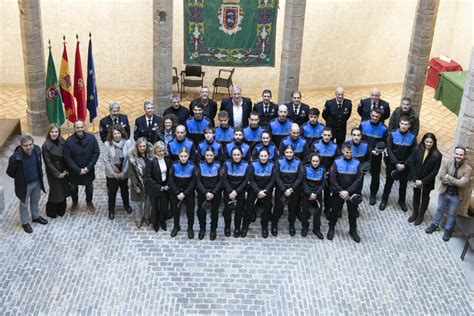 Nuevos Agentes De La Polic A Municipal De Pamplona Toman Posesi N De