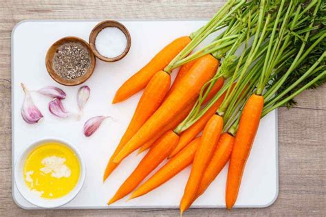 Easy Sheet Pan Garlic Roasted Carrots These Are The Best Healthy Substitute