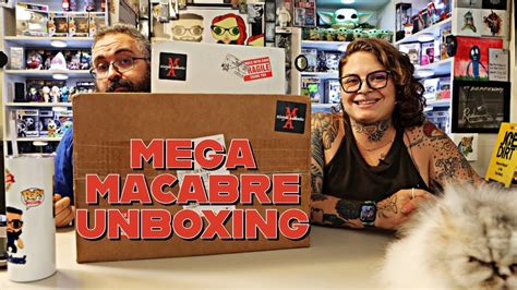 Unboxing Mintych Authentic Macabre Horror Autograph Mystery Boxes