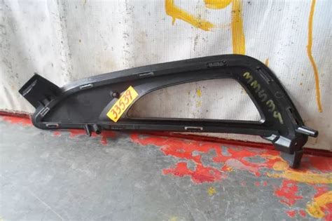 Rejilla Faro Halogeno Derecho Hyundai Tucson Hy8481 33539