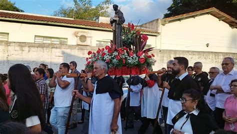 Tradicional Festa De S O Benedito Atra O Do Feriado Em