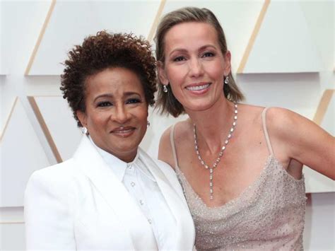 Wanda Sykes And Alex Sykes Relationship Timeline