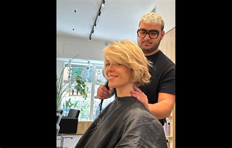 Photo Un Passage Chez Le Coiffeur En Sicile Qu Elle Ne Regrette Pas