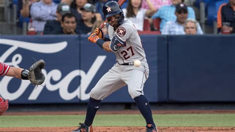 Jos Altuve Hace Historia Al Lograr La Escalera En Partido De Las