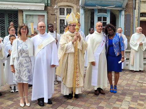 Deux Nouveaux Diacres Permanents Pour Le Dioc Se De Bayeux Et Lisieux