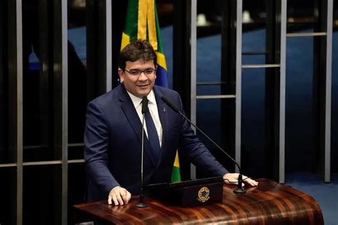 Rafael Fonteles viaja a Brasília para acompanhar votação da Reforma