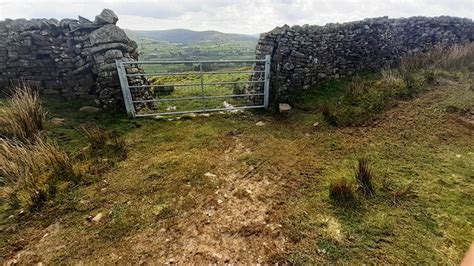 Moorland Track Heading SW At Shutt Gate Roger Templeman Geograph