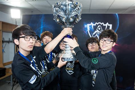 Mundial de LOL SKT T1 se quedó con la copa y el millón de dólares