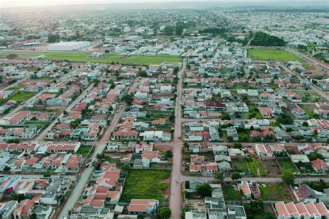 Prefeitura Vilhena Sanciona Leis Que Promovem Aumento Salarial E