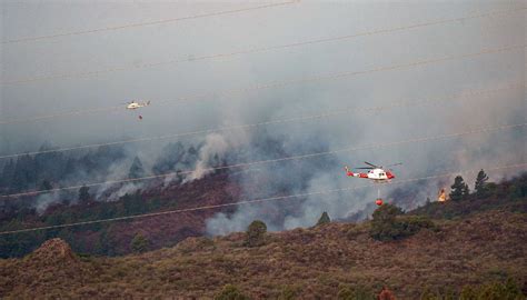 Vasto Incendio Boschivo A Tenerife Dove Le Fiamme Hanno Gi Inghiottito