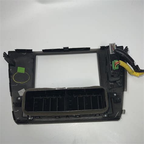 2006 2008 Honda Pilot Radio Bezel Oem W Air Vents And Switches Ebay