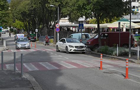 Slobodna Dalmacija Spli Anin Stao Na Pje A Ki Kako Bi Propustio Enu