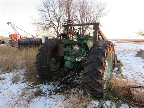 Lot 5r Oliver 880 Tractor With Loader Vanderbrink Auctions