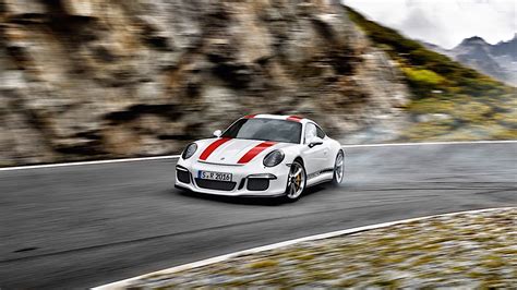 PORSCHE 911 R Specs & Photos - 2016, 2017, 2018, 2019, 2020, 2021, 2022 ...