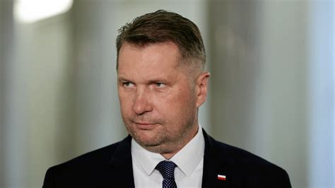 Wybory prezydenckie Przemysław Czarnek kandydatem PiS Jest sondaż