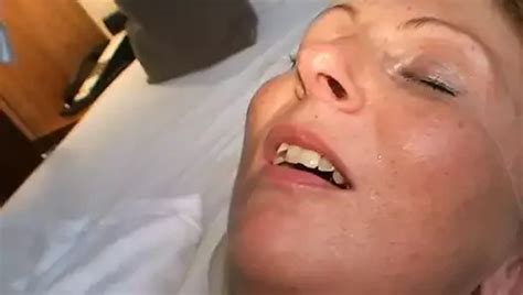 Sexy Deutsche Milf Mit Gro En Schlaffen Titten Mit Nachbar In Der Garage Xhamster