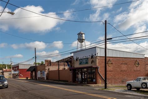 7th Street in Cushing, TX - The Portal to Texas History