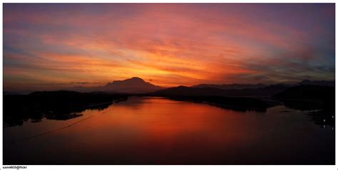 Cahaya Mentari Pagi Kinabalu