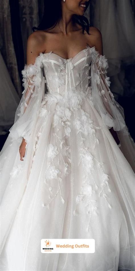 Pin By F L O R E N C E C O S E N T I On Wedding Gowns Fairy Tale