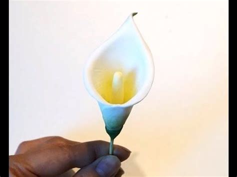 Cake Decorating Tutorial How To Make A Gumpaste Calla Lily