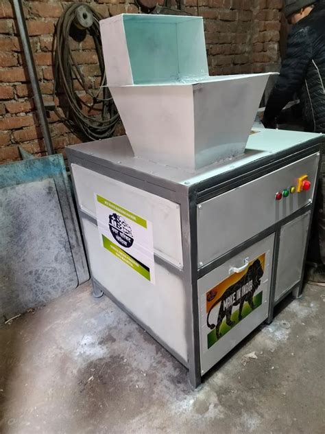 Double Shaft Food Waste Shredder Machine In Delhi Ncr Capacity 500 Kg