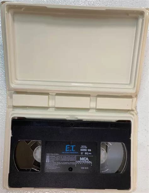 MCA UNIVERSAL VHS Movie E T The Extra Terrestrial 1996 Digitally