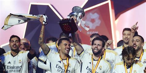 El Real Madrid Celebra Su Decimotercera Supercopa