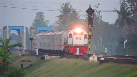 PERSIAPAN MASUK STASIUN KARANGANYAR YouTube