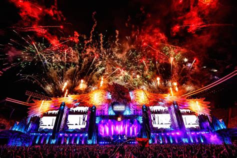 Watch Armin Van Buuren Live At Untold Festival Edmtunes