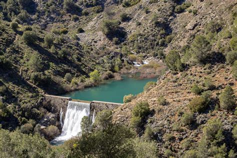 Rutas Fluviales en la Cuenca del Río Turón El Burgo Parque Nacional