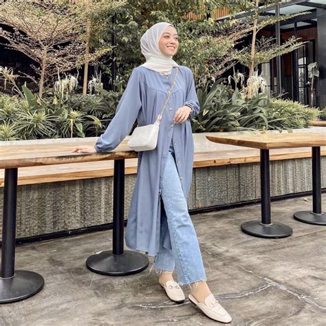 Ide Padu Padan Hijab Dengan Jeans Stylish Dan Anti Gagal