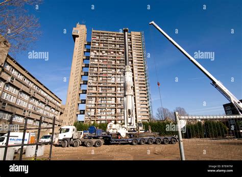 Trellick tower london architecture hi-res stock photography and images ...