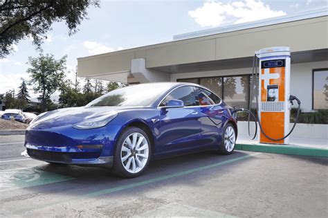 Chargepoint Begins Rolling Out Tesla Style Nacs Plugs For Its Prospects