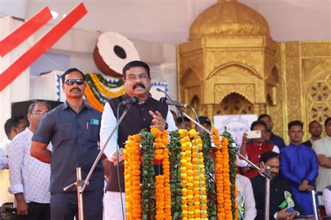 dharmendra pradhan  twitter