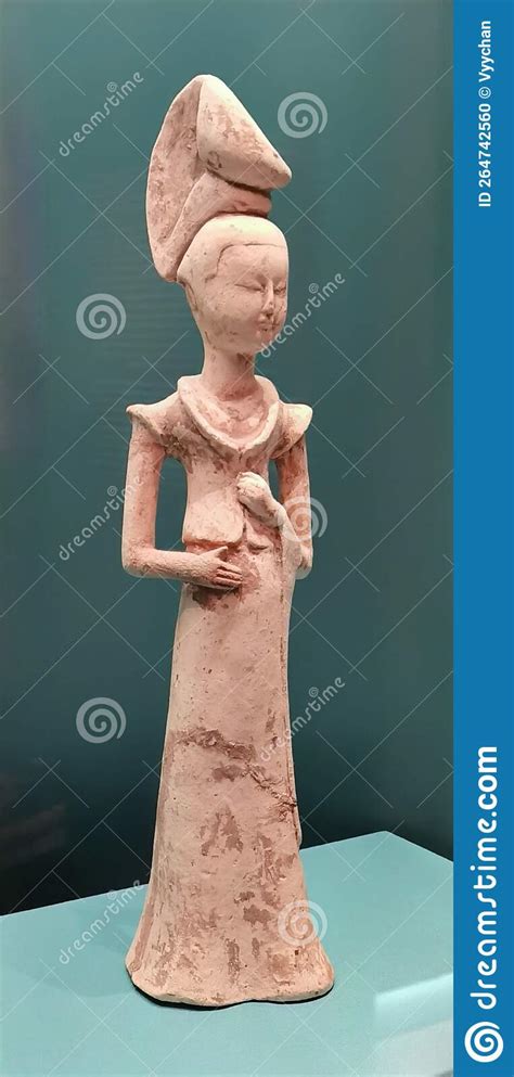 Hong Kong Heritage Museum Ancient Dunhuang Terracotta Lady Figure